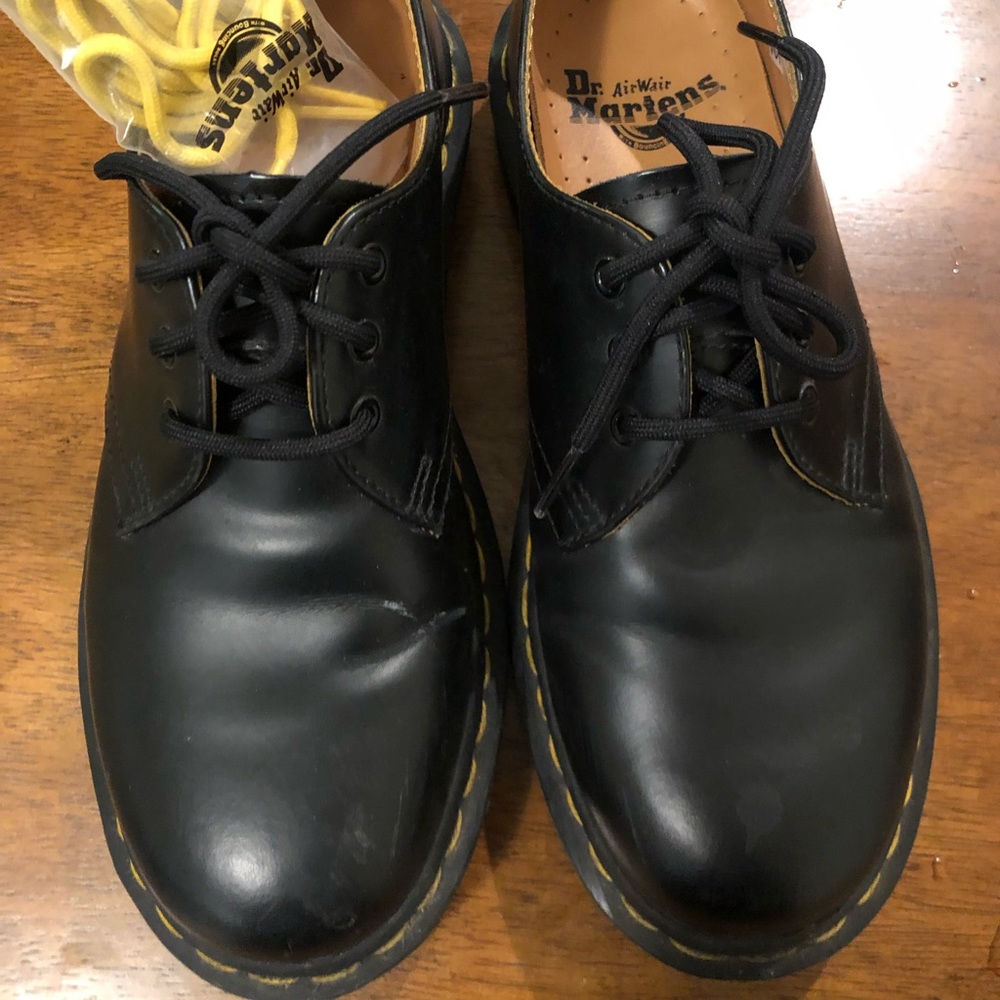 Black Dr. Martens 1461 Smooth